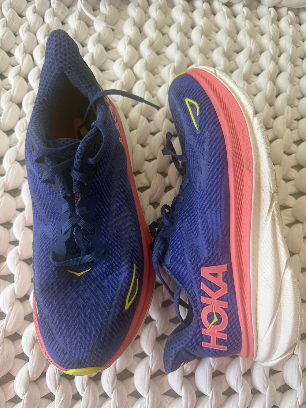 Hoka Womens Clifton 9 - Evening Sky/Coral Size 9.5D or 9 WIDE